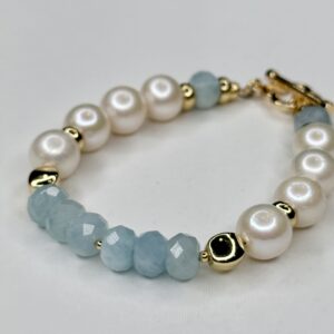 Seafood Pearl Bracelet