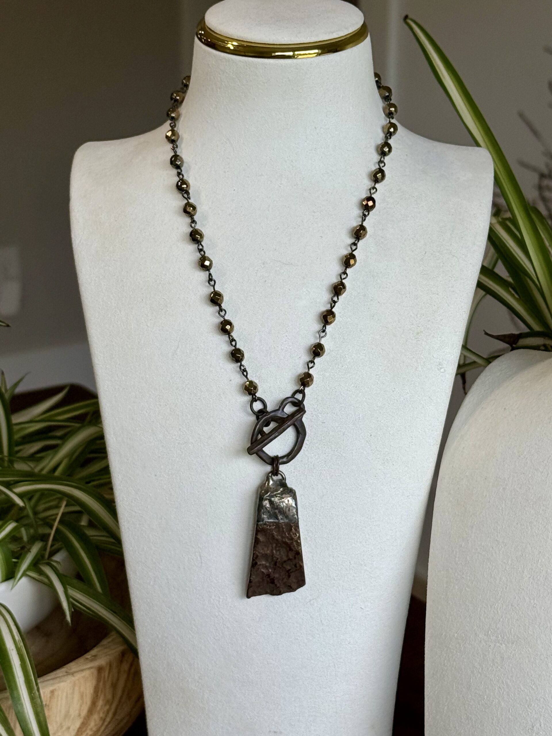 Rustic Hematite Soldered Pendant Necklace - Image 5