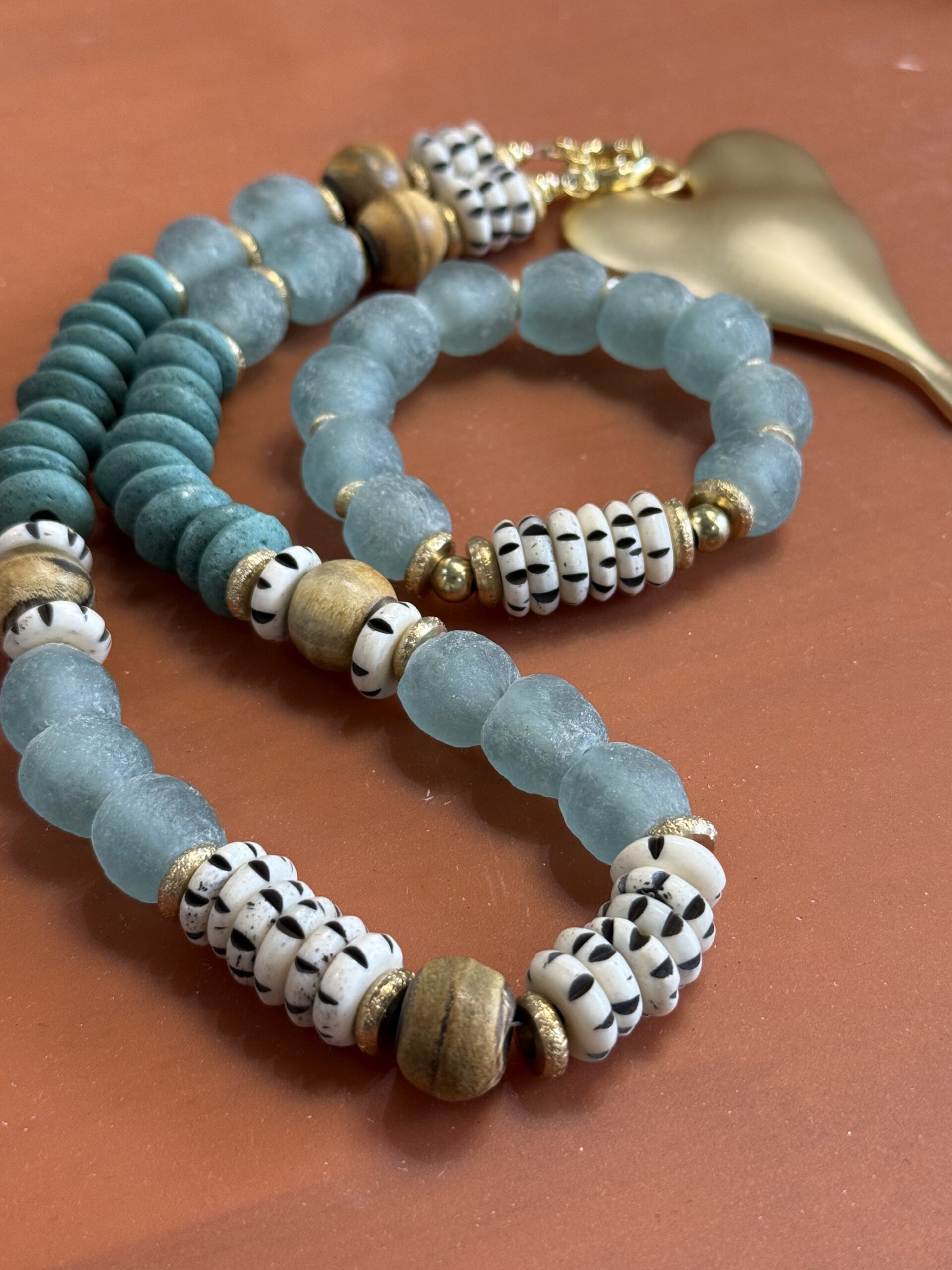 Sea Glass & African Bone Stretch Bracelet - Image 4