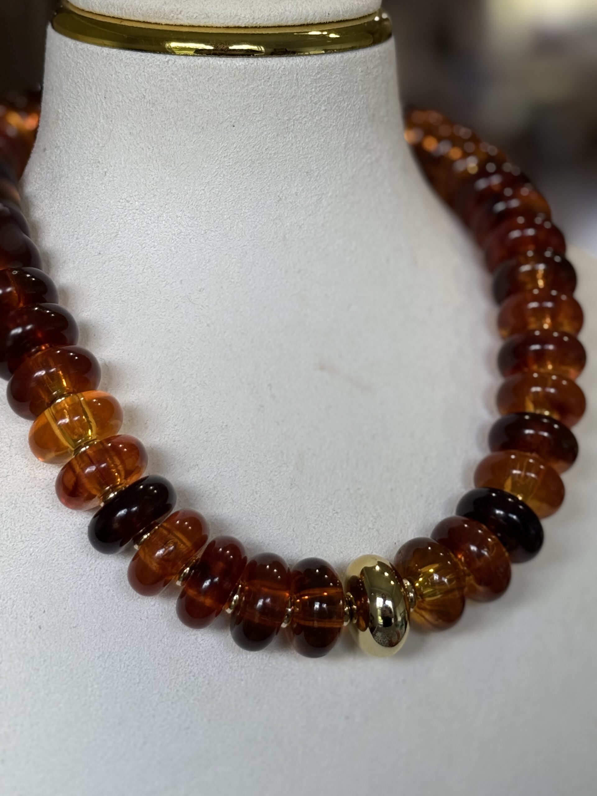 Color Pop Rondelle Lucite Necklace - Image 12