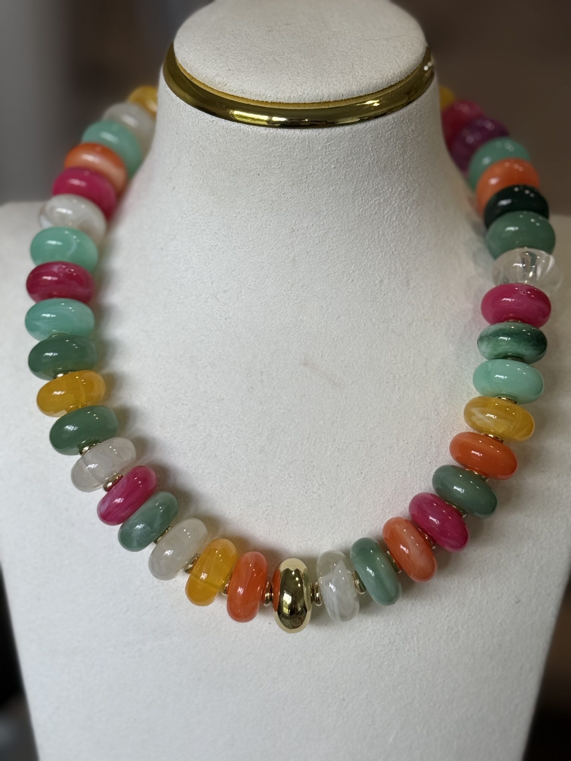 Color Pop Rondelle Lucite Necklace - Image 17