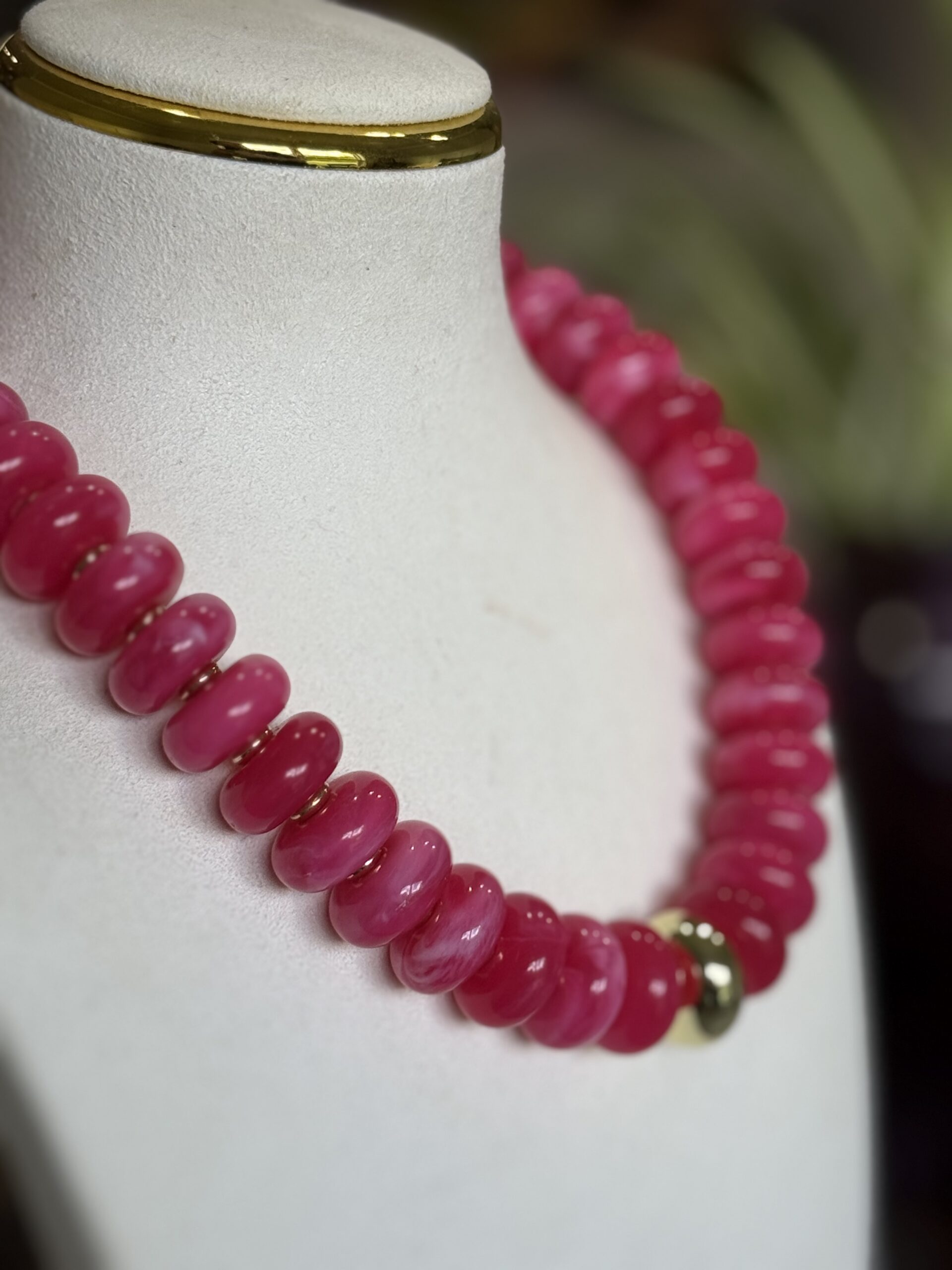 Color Pop Rondelle Lucite Necklace - Image 19