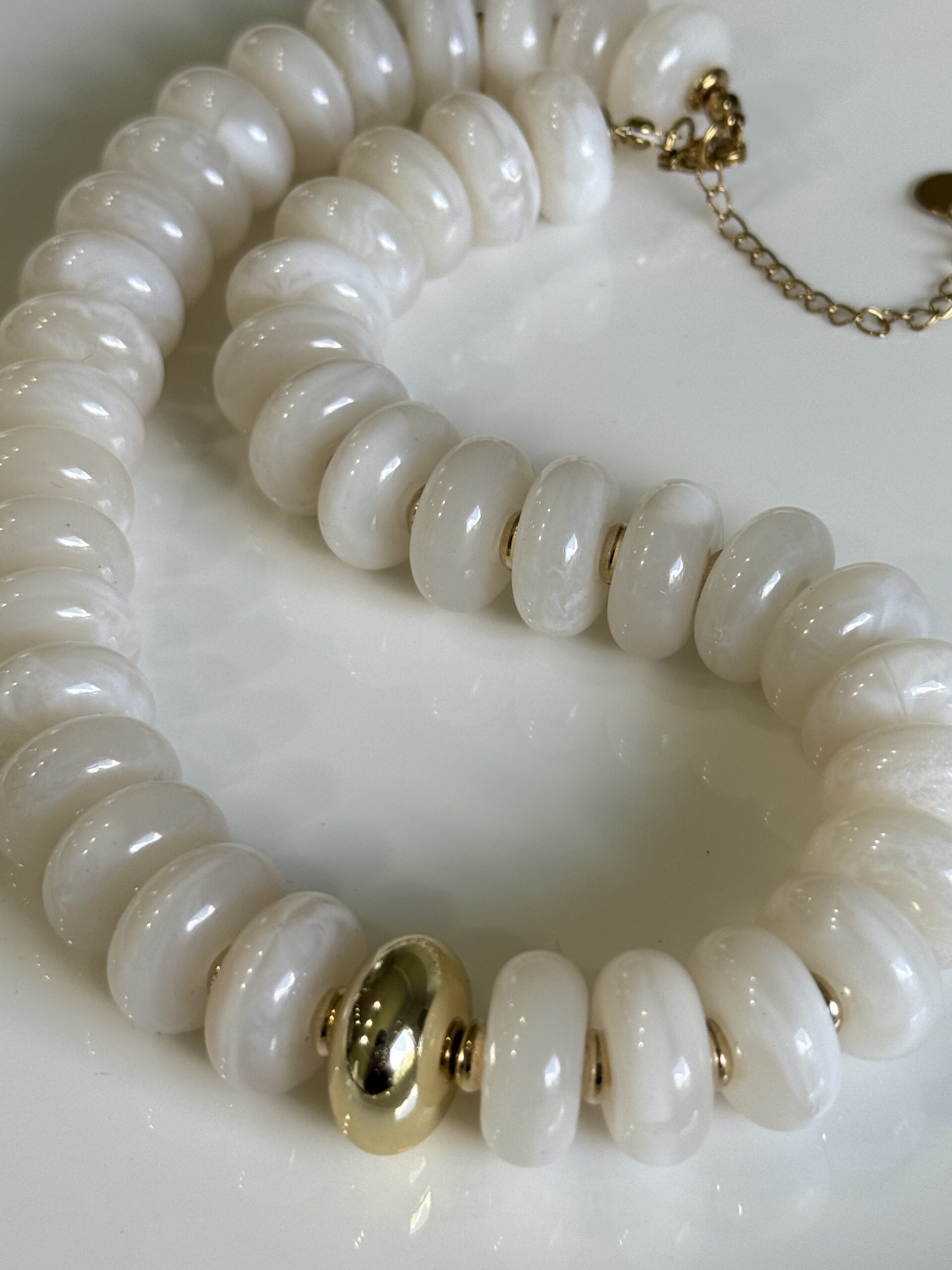 Color Pop Rondelle Lucite Necklace - Image 3